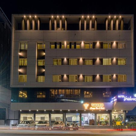 Hotel Vrindavan Deluxe Kolhapur Luaran gambar