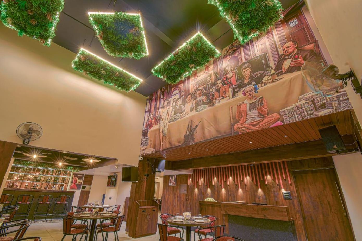 Hotel Vrindavan Deluxe Kolhapur Luaran gambar
