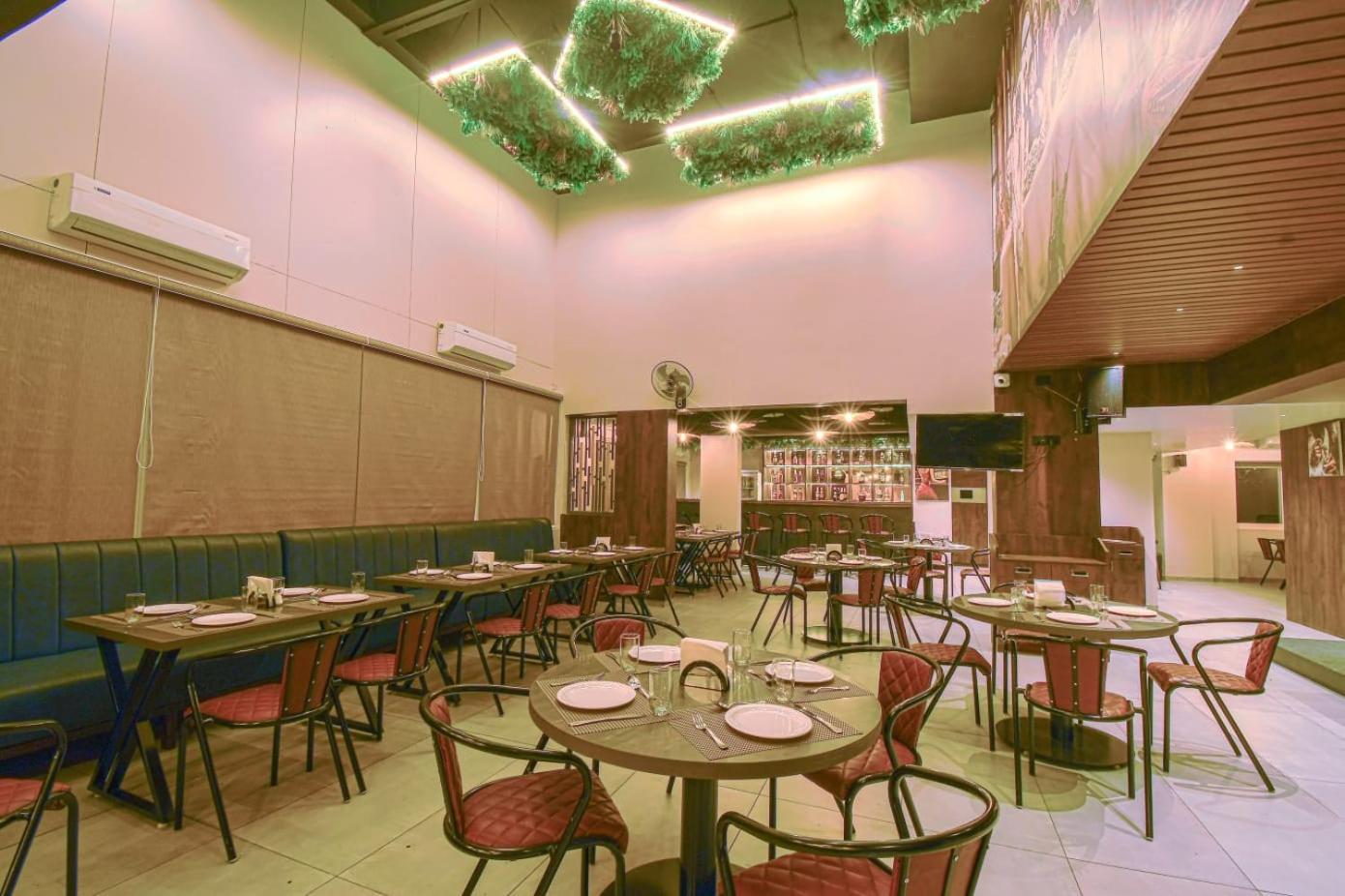 Hotel Vrindavan Deluxe Kolhapur Luaran gambar