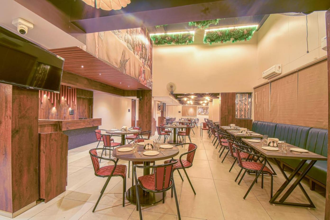 Hotel Vrindavan Deluxe Kolhapur Luaran gambar