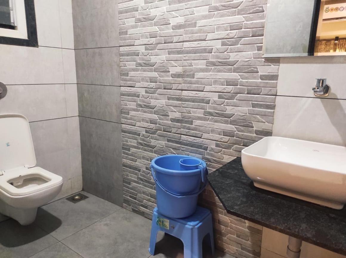 Hotel Vrindavan Deluxe Kolhapur Luaran gambar